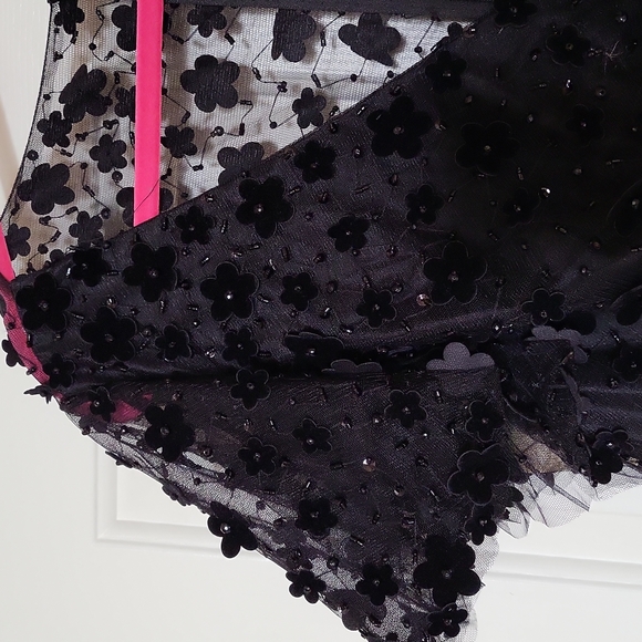 Mac Duggal Floral Applique Cocktail Midi Dress - Picture 10 of 16